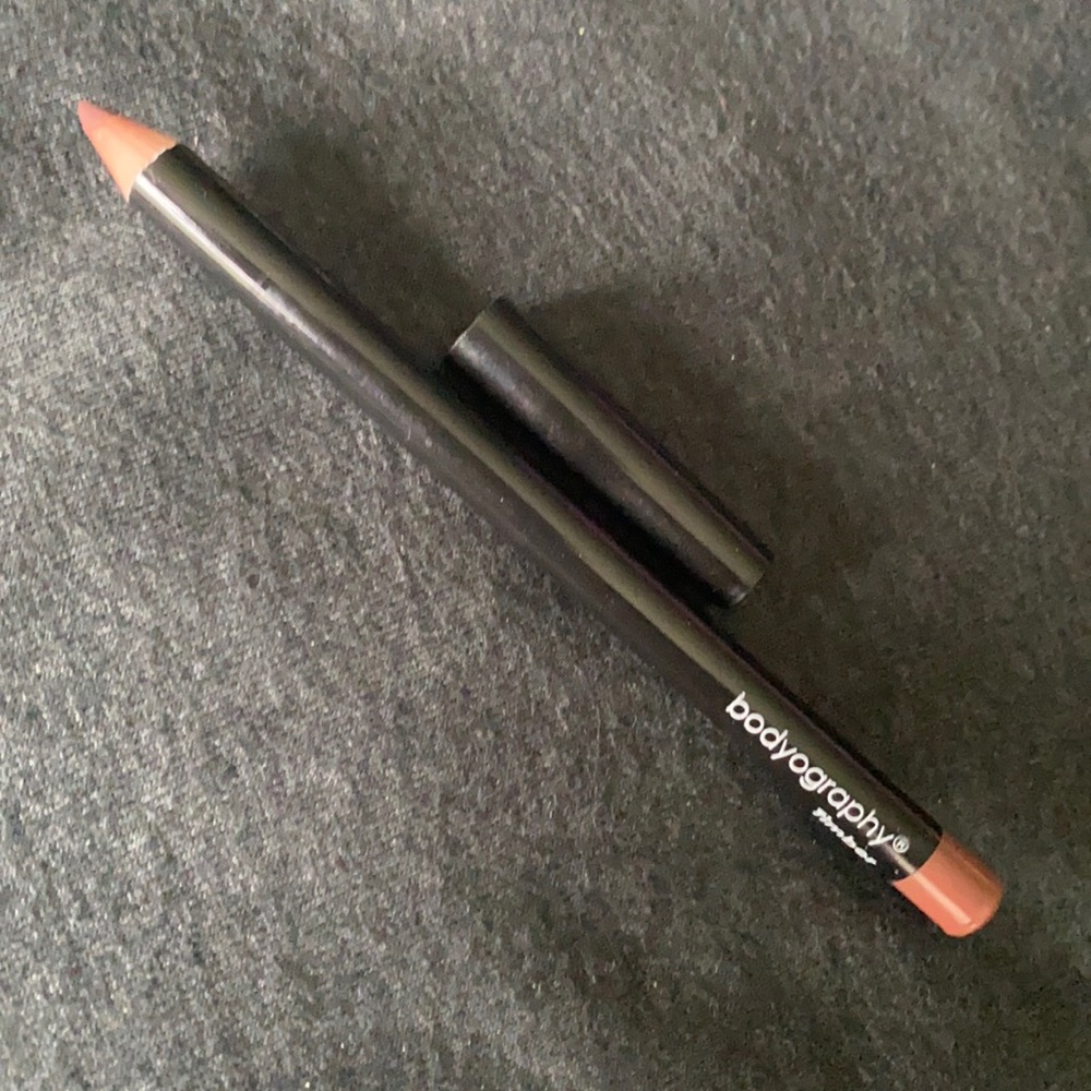 NEW - Bodyography Lip Pencil ‘Timber’ color